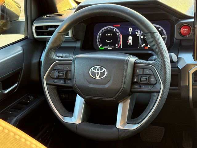 Used 2025 Toyota Tacoma TRD Off-Road image 17