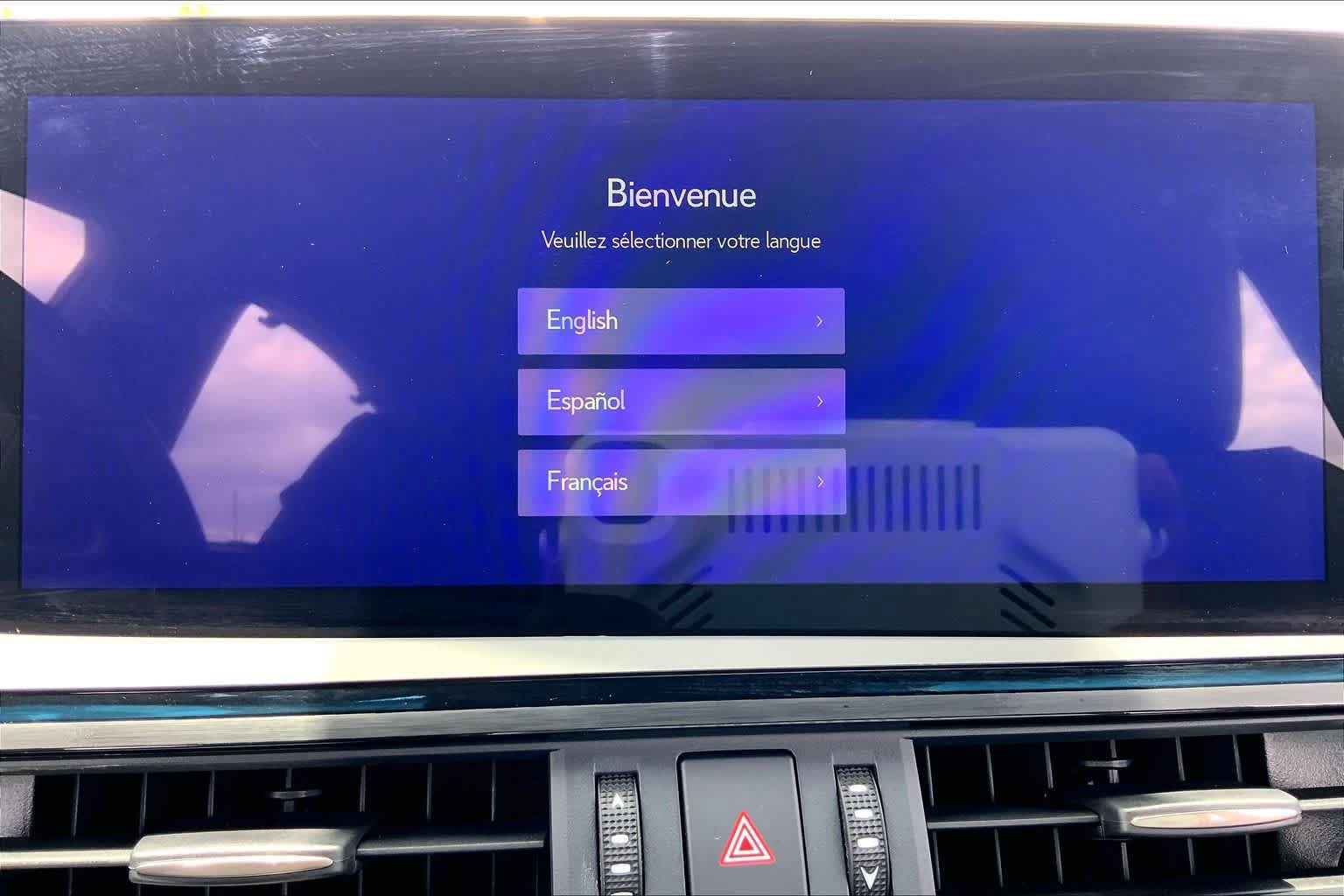 Used 2025 Lexus ES 350 Ultra Luxury FWD image 35