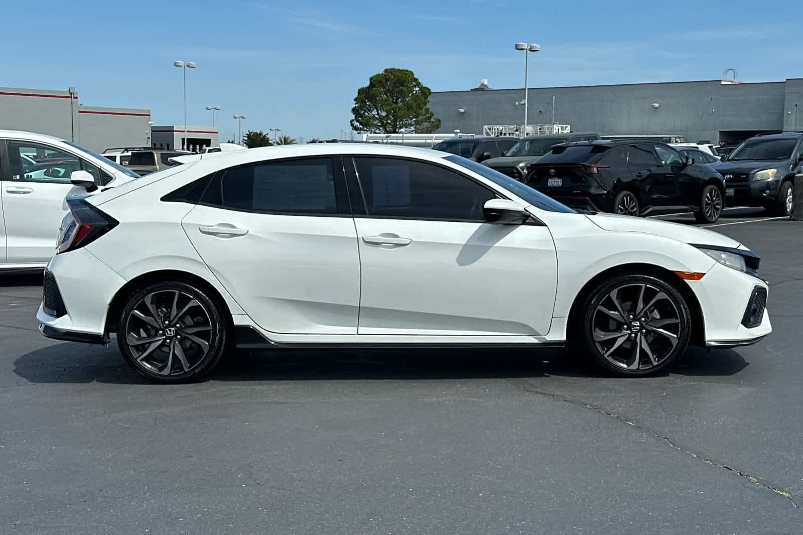 Used 2019 Honda Civic Sport image 6