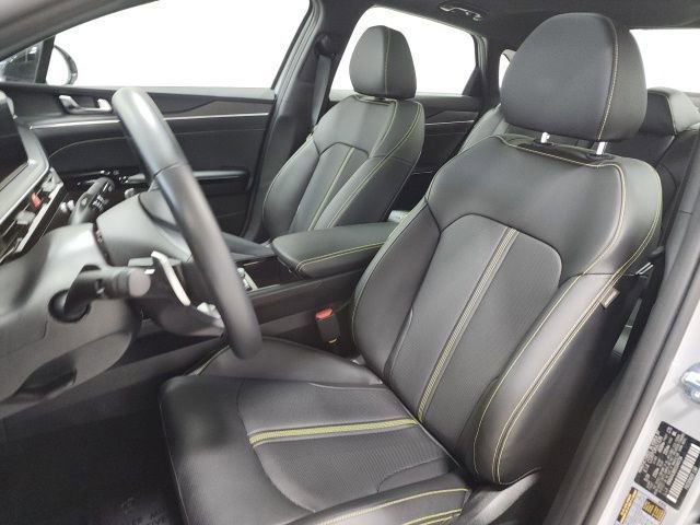 Used 2025 Kia K5 GT image 21