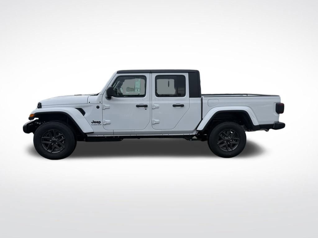 New 2026 Jeep Gladiator Sport image 4
