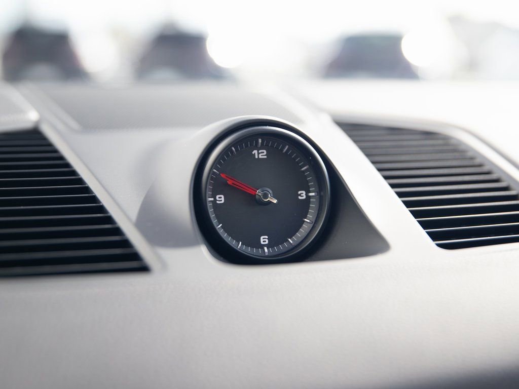 Used 2023 Porsche Cayenne image 18