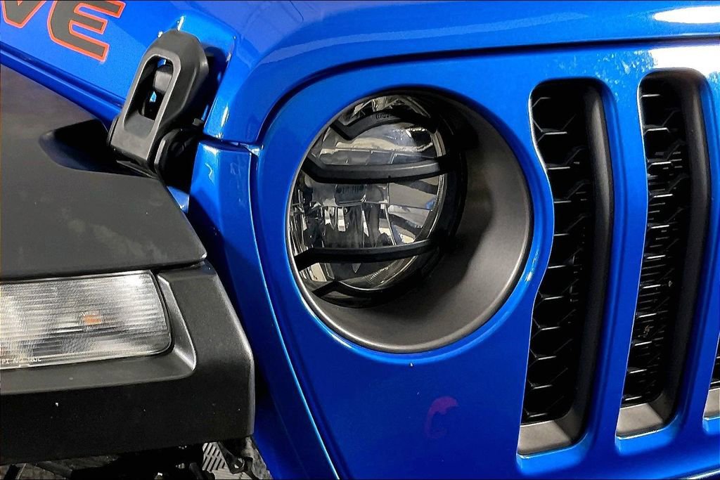 Used 2022 Jeep Gladiator Mojave w/ Trailer Tow Package image 40