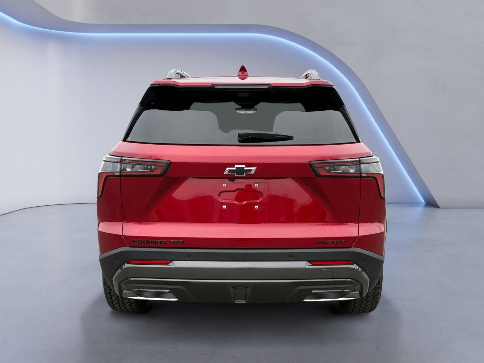 Used 2025 Chevrolet Equinox ACTIV w/ Safety and Technology Package image 4