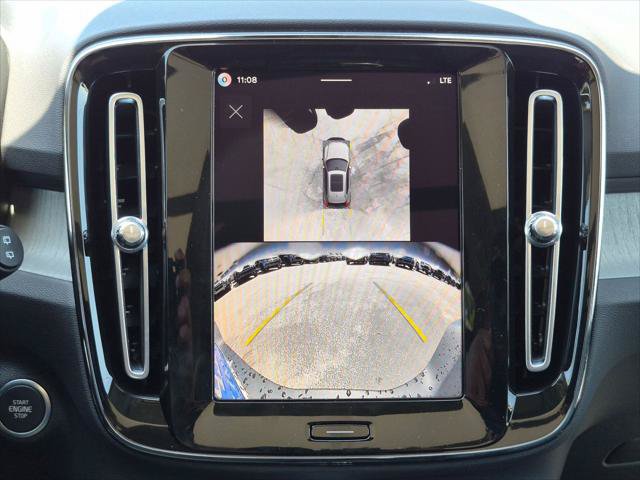 New 2026 Volvo XC40 B5 Ultra w/ Protection Package Premier AWD/4WD image 10