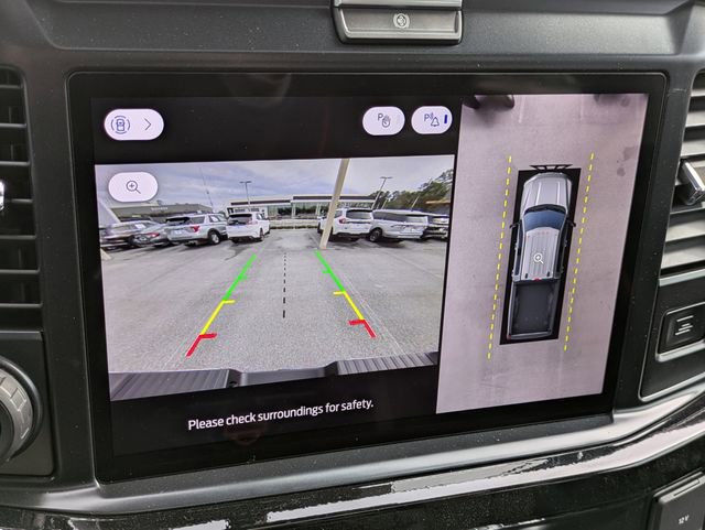 New 2026 Ford F250 Lariat w/ Black Appearance Package image 20