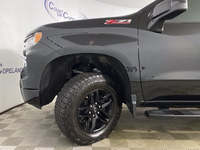 Certified 2024 Chevrolet Silverado 1500 LT Trail Boss w/ Convenience Package II AWD/4WD image 30
