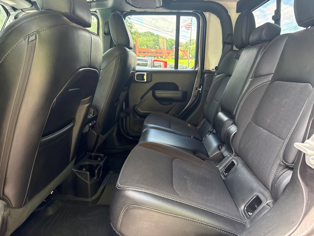 Used 2021 Jeep Gladiator Sport AWD/4WD image 12