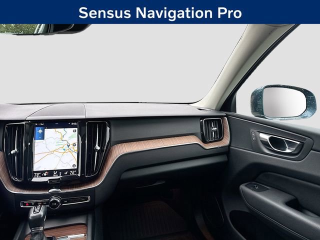 Used 2021 Volvo XC60 T5 Momentum w/ Premium Package image 24