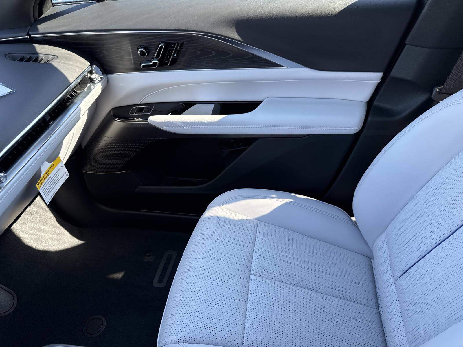 New 2026 Cadillac Lyriq Luxury image 24