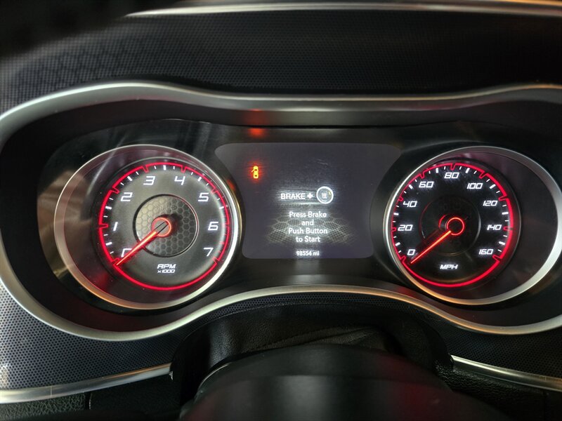 Used 2016 Dodge Charger R/T RWD image 29