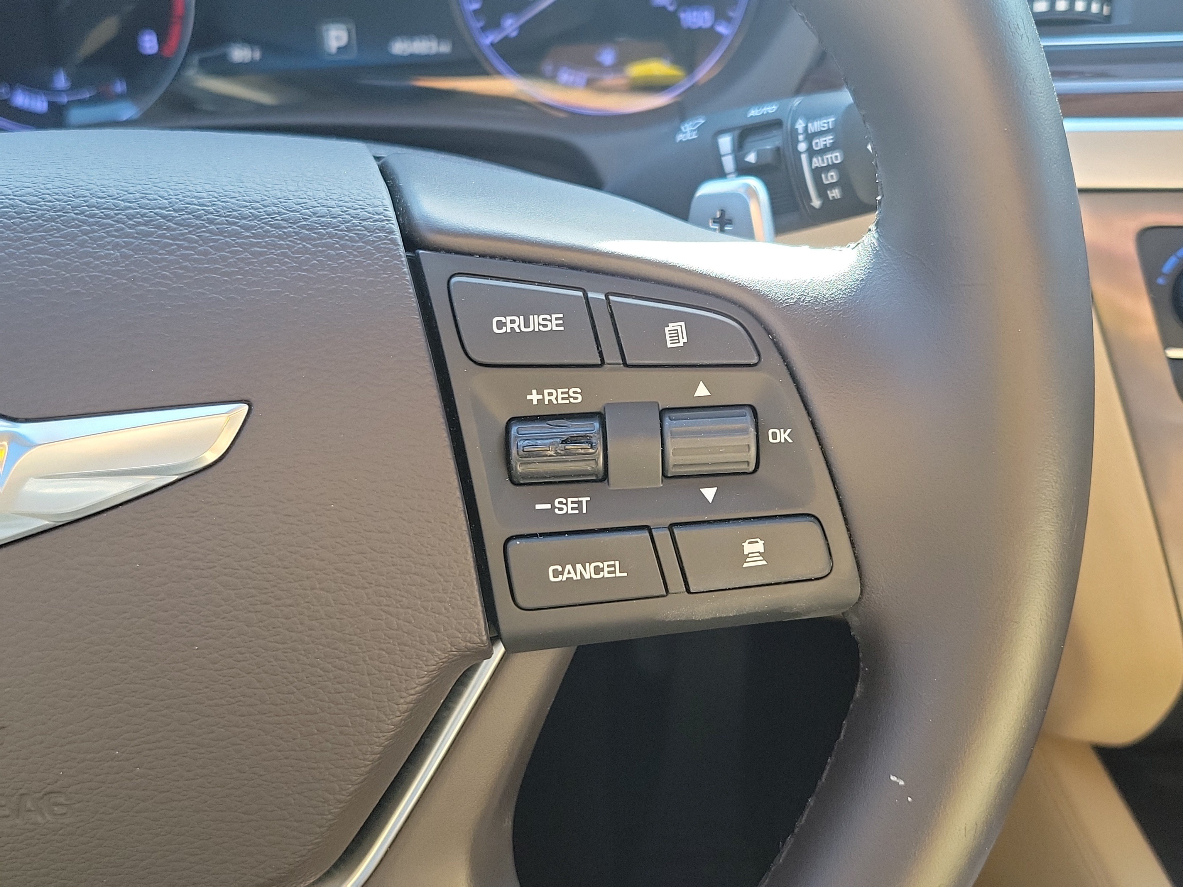 Used 2015 Hyundai Genesis 3.8 w/ Option Group 03 RWD image 28