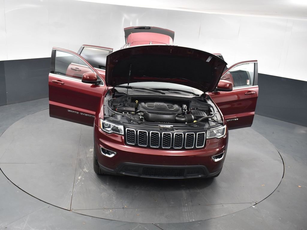 Used 2021 Jeep Grand Cherokee Laredo image 18