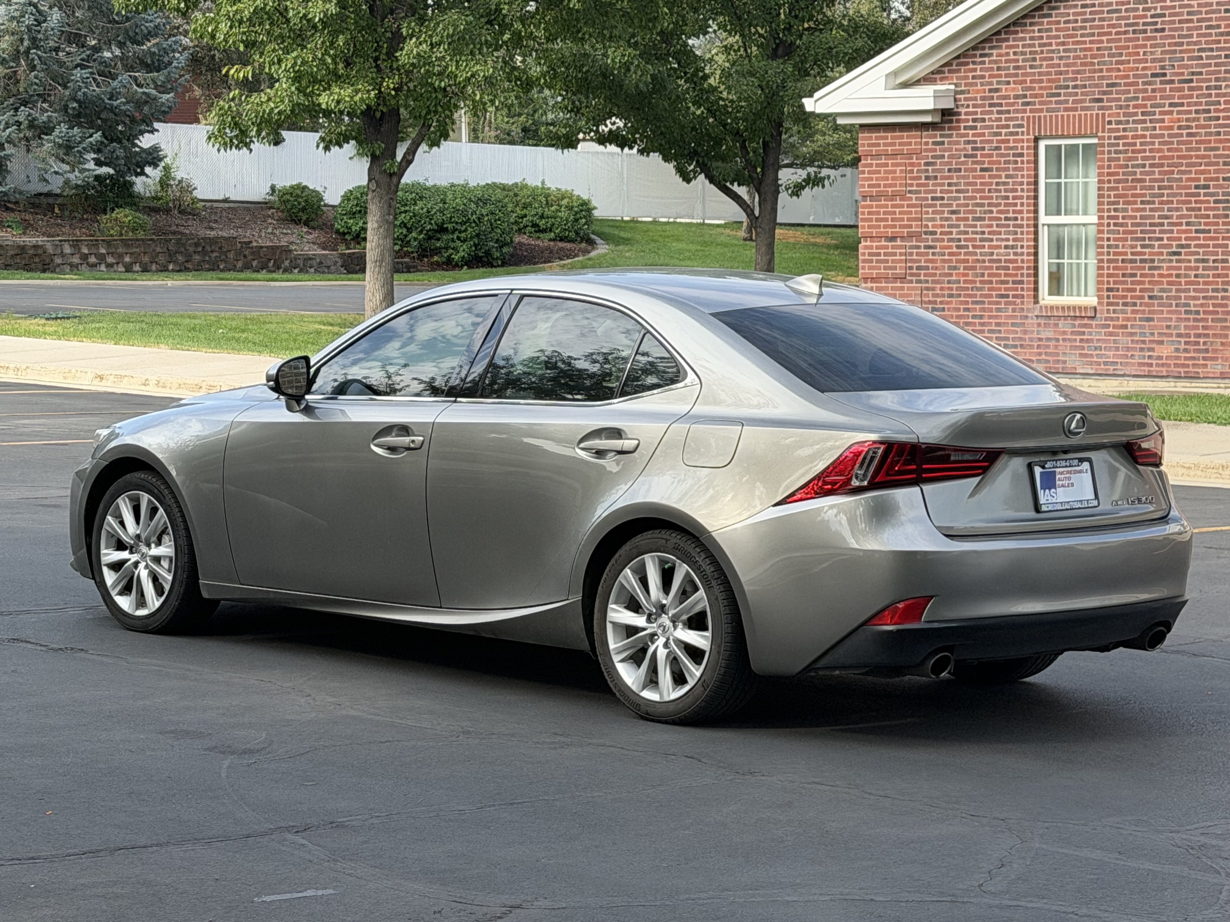Used 2016 Lexus IS 300 AWD w/ Accessory Package 2 image 4