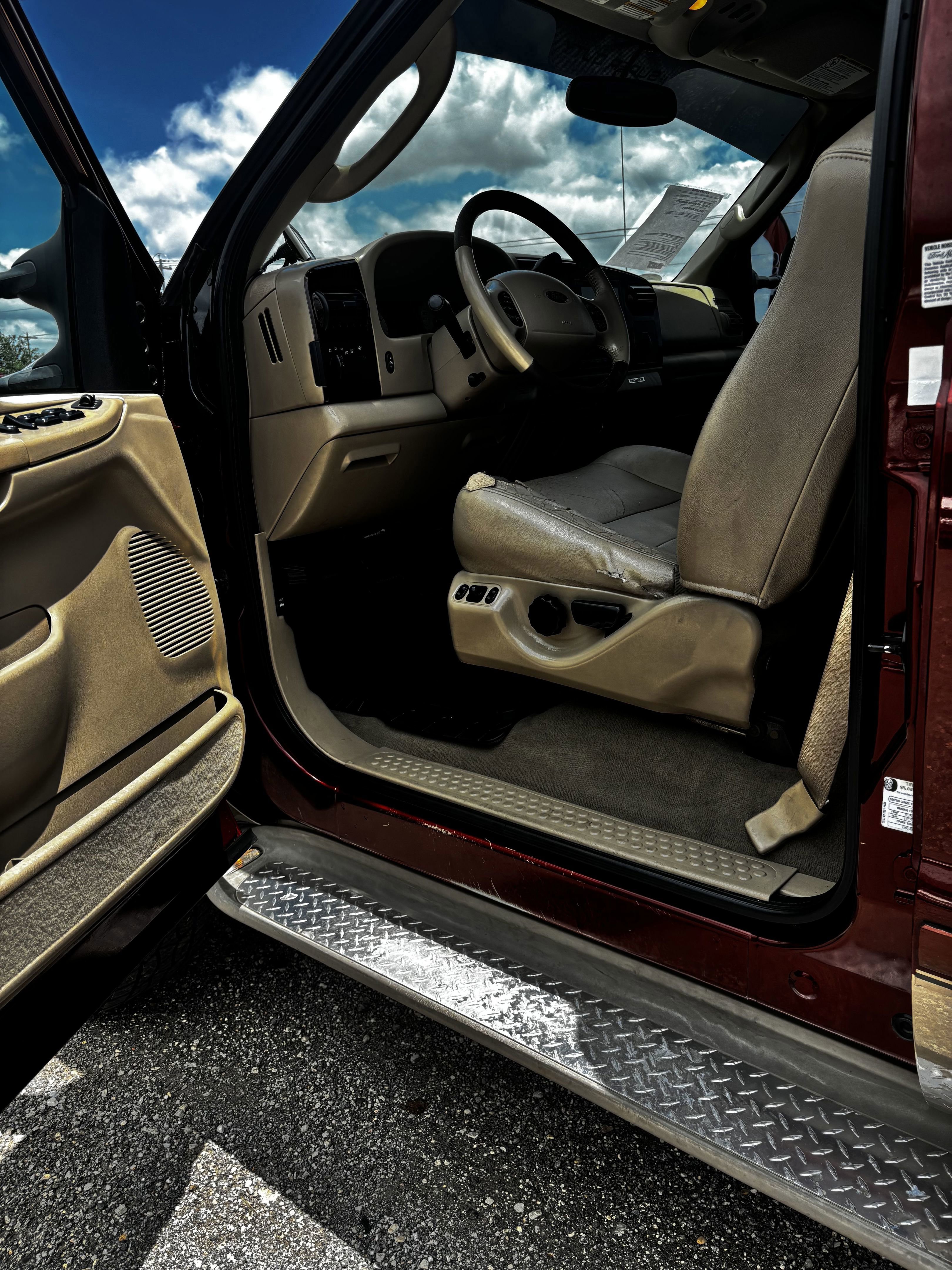 Used 2005 Ford F350 King Ranch AWD/4WD image 10