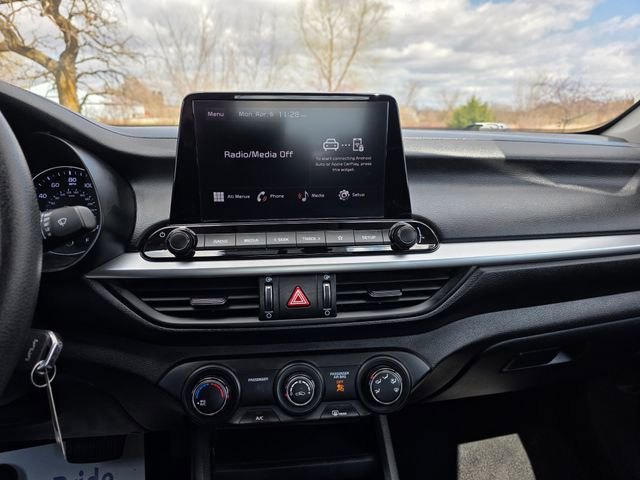 Used 2024 Kia Forte LXS image 12