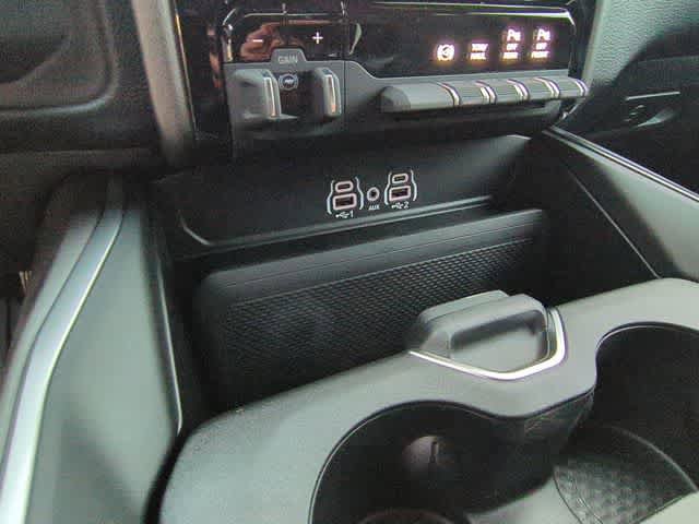 New 2026 RAM 2500 Big Horn AWD/4WD image 29