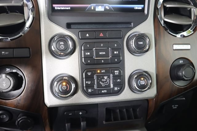 Used 2016 Ford F350 Lariat w/ Lariat Ultimate Package AWD/4WD image 57