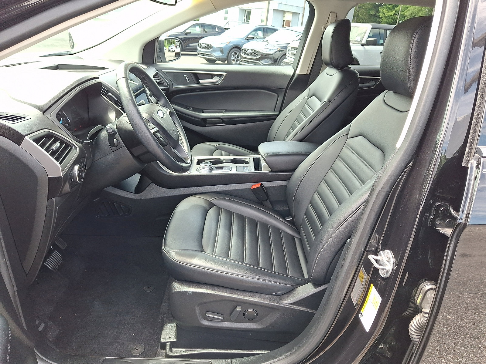 Certified 2024 Ford Edge SEL w/ Convenience Package AWD/4WD image 14