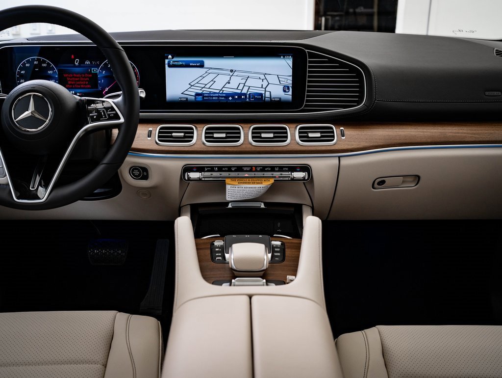 New 2026 Mercedes-Benz GLS 450 4MATIC image 37