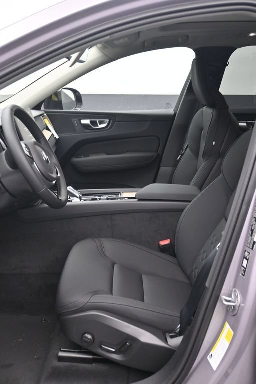 New 2026 Volvo XC60 B5 Plus AWD/4WD image 11
