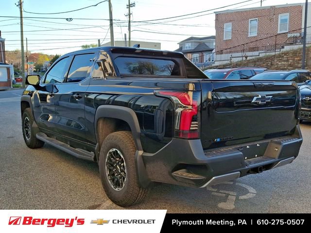 New 2026 Chevrolet Silverado EV Trail Boss w/ Premium Package AWD/4WD image 4