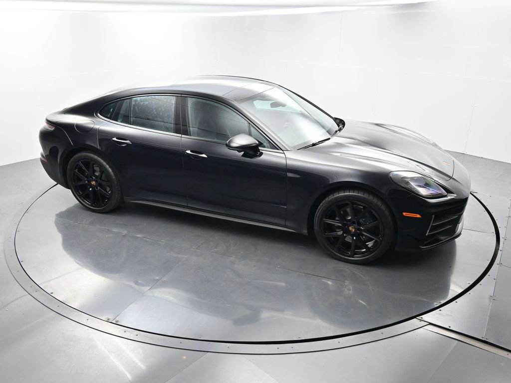 Used 2026 Porsche Panamera image 41