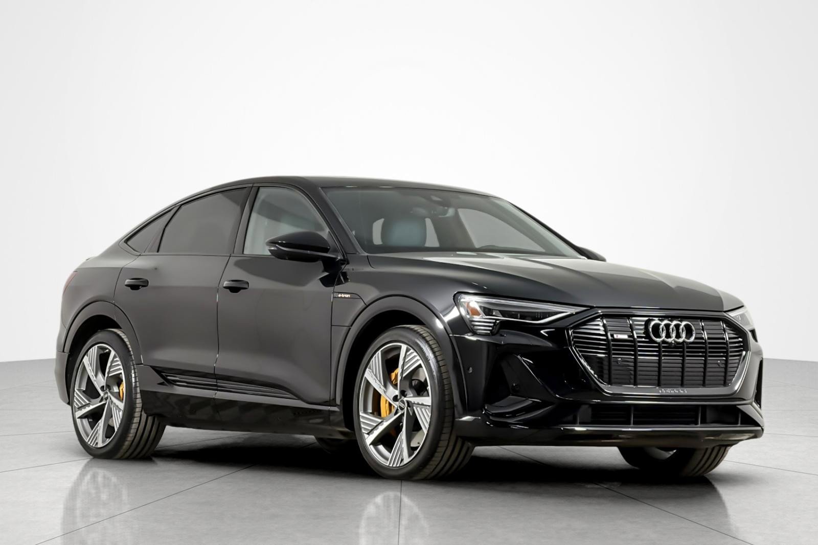 Used 2023 Audi e-tron Prestige AWD/4WD image 7