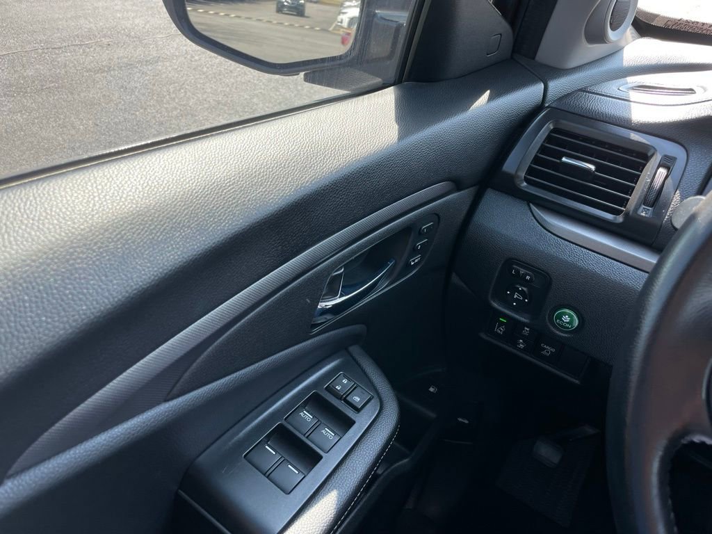 Certified 2023 Honda Ridgeline RTL image 24