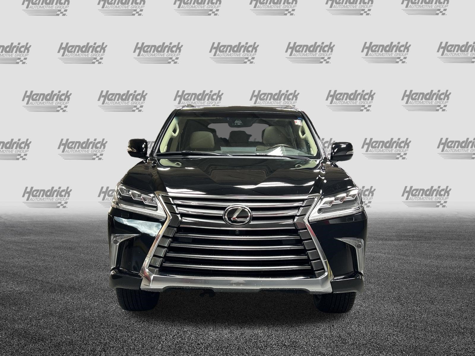 Used 2020 Lexus LX 570 4WD w/ Luxury Package image 3