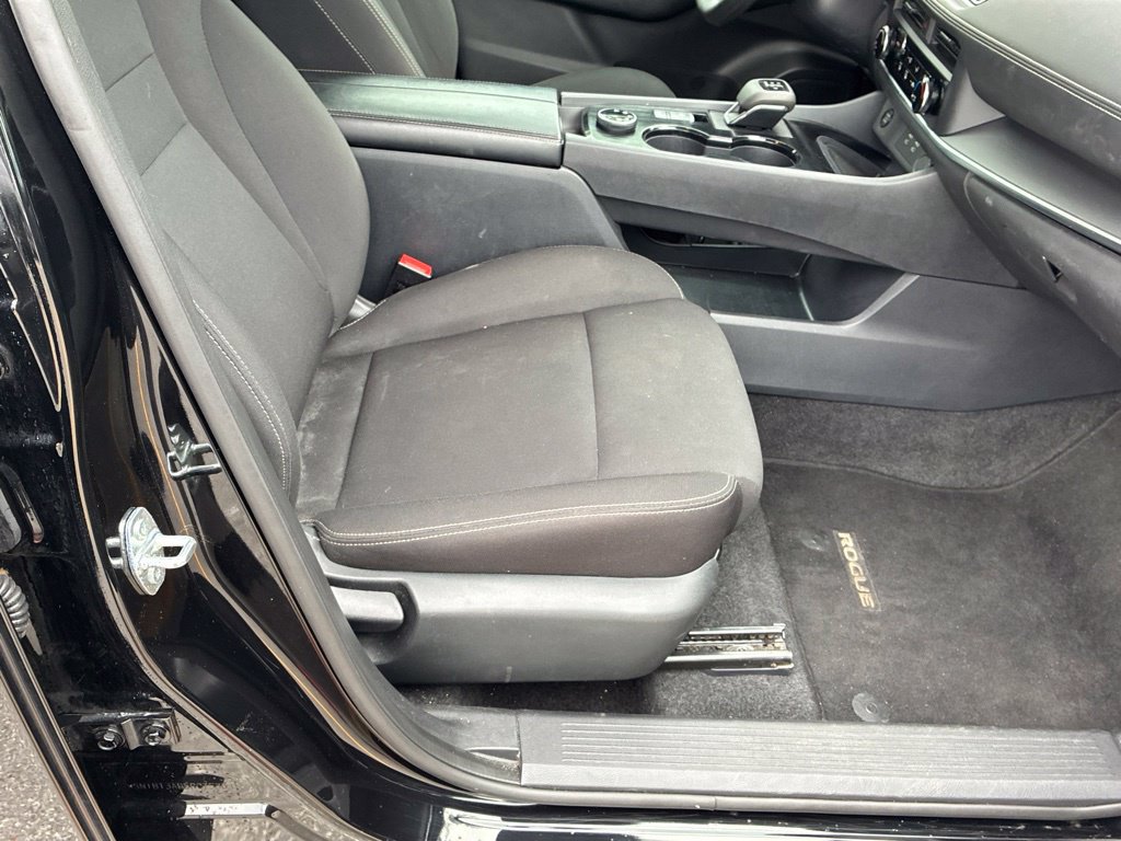 Used 2024 Nissan Rogue S AWD/4WD image 43