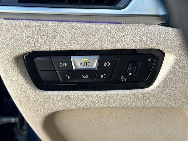 Used 2022 BMW 330i Sedan image 17