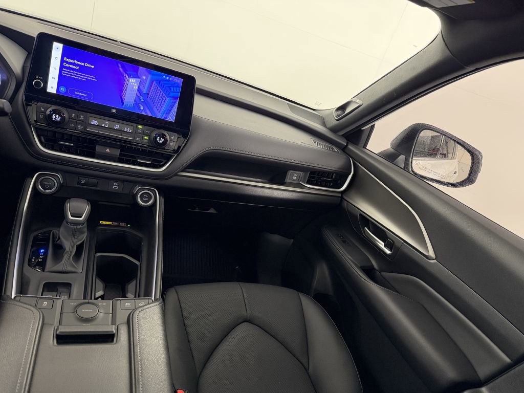 Used 2026 Toyota Grand Highlander AWD Hybrid image 42