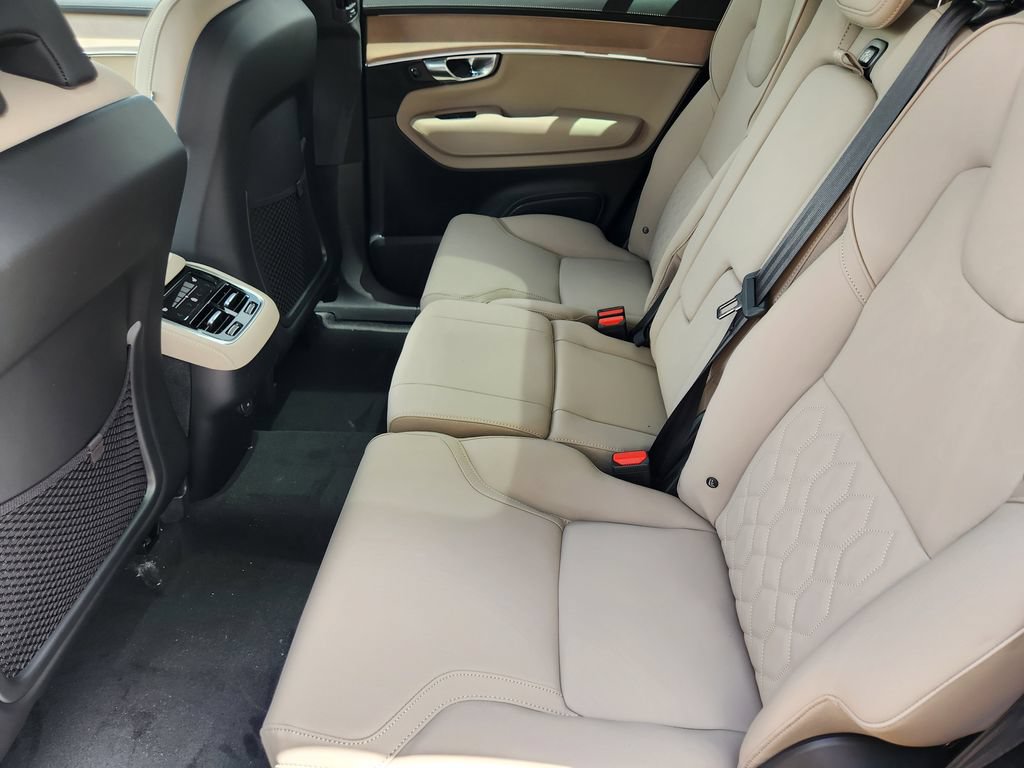 New 2026 Volvo XC90 B6 Plus w/ Protection Package AWD/4WD image 19