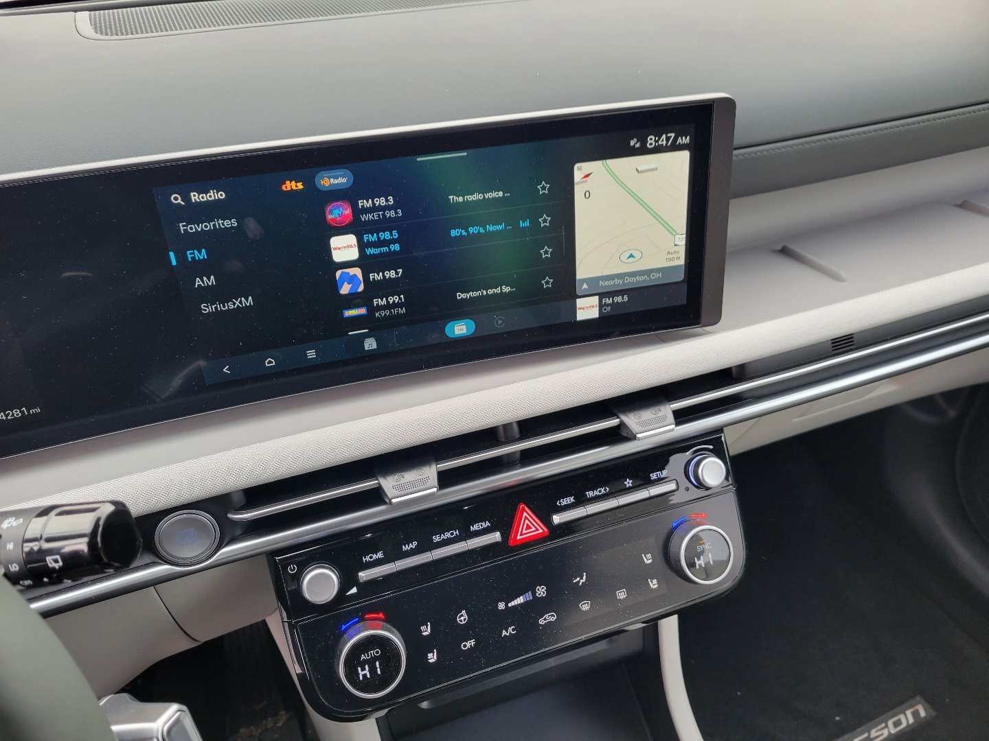 Used 2025 Hyundai Tucson Limited image 28