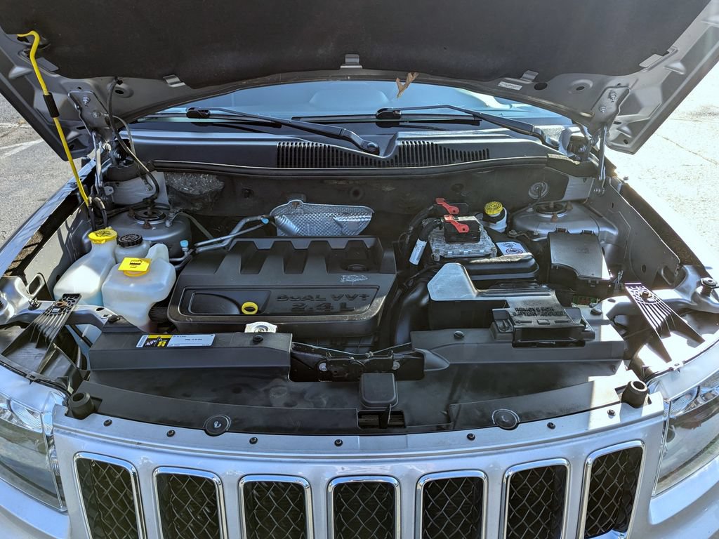 Used 2017 Jeep Compass Sport w/ Power Value Group AWD/4WD image 38