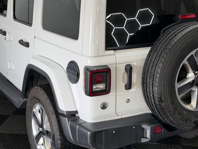 Used 2020 Jeep Wrangler Unlimited Sahara w/ Uconnect 4C Nav & Sound Group AWD/4WD image 8