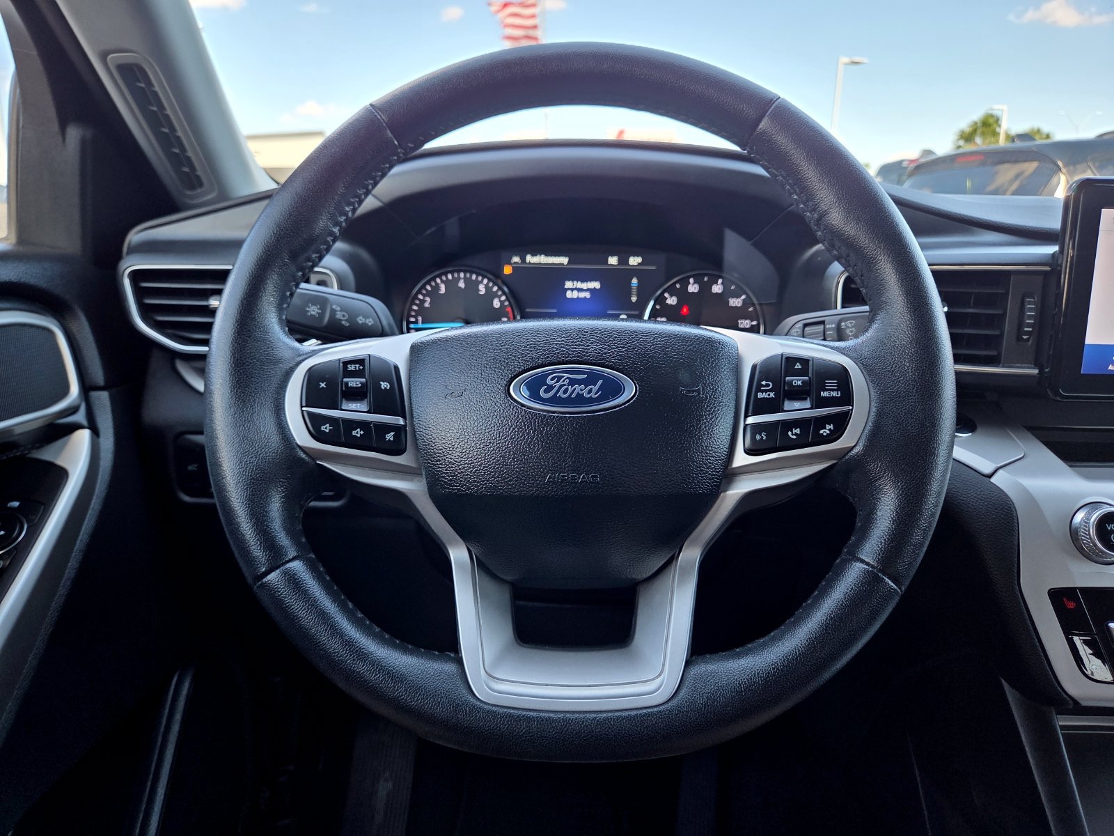 Used 2023 Ford Explorer XLT w/ Equipment Group 202A RWD image 45