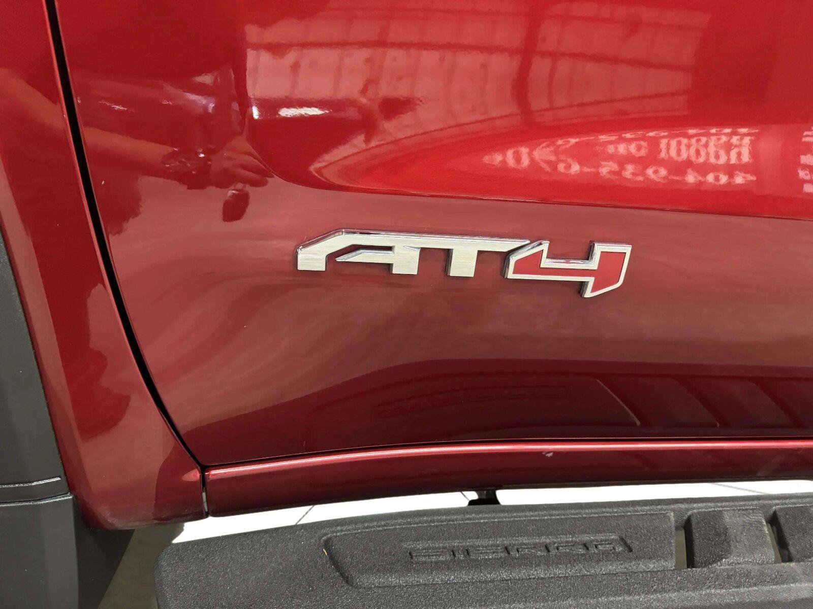 Used 2021 GMC Sierra 1500 AT4 w/ AT4 Premium Package AWD/4WD image 18