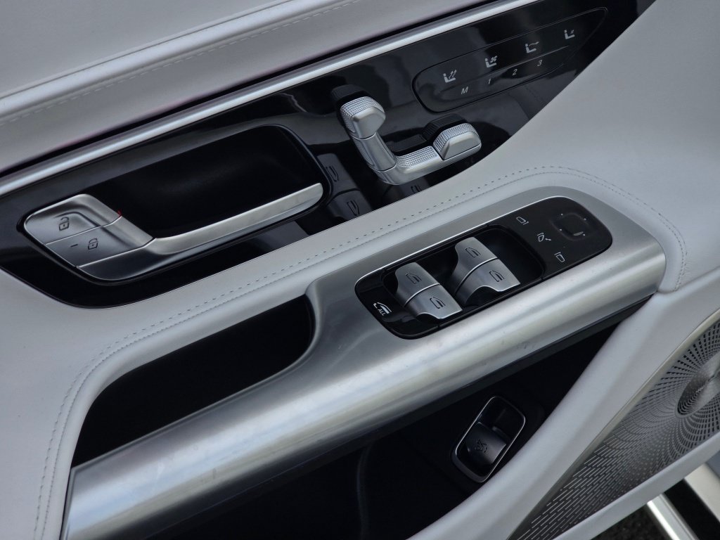 New 2026 Mercedes-Benz Maybach SL 680 image 34