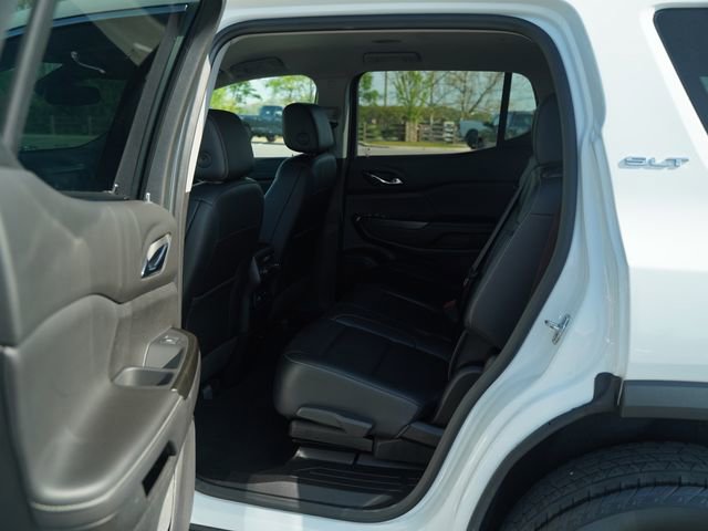 Used 2023 GMC Acadia SLT FWD image 15
