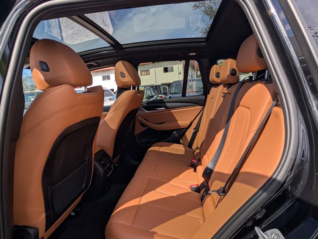 Used 2024 BMW X3 sDrive30i w/ Premium Package w/ZPA image 12