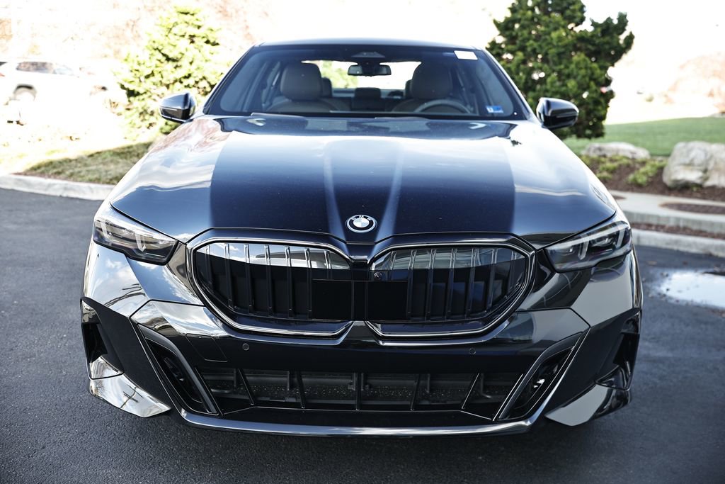New 2026 BMW 550e xDrive w/ Executive Package AWD/4WD image 14