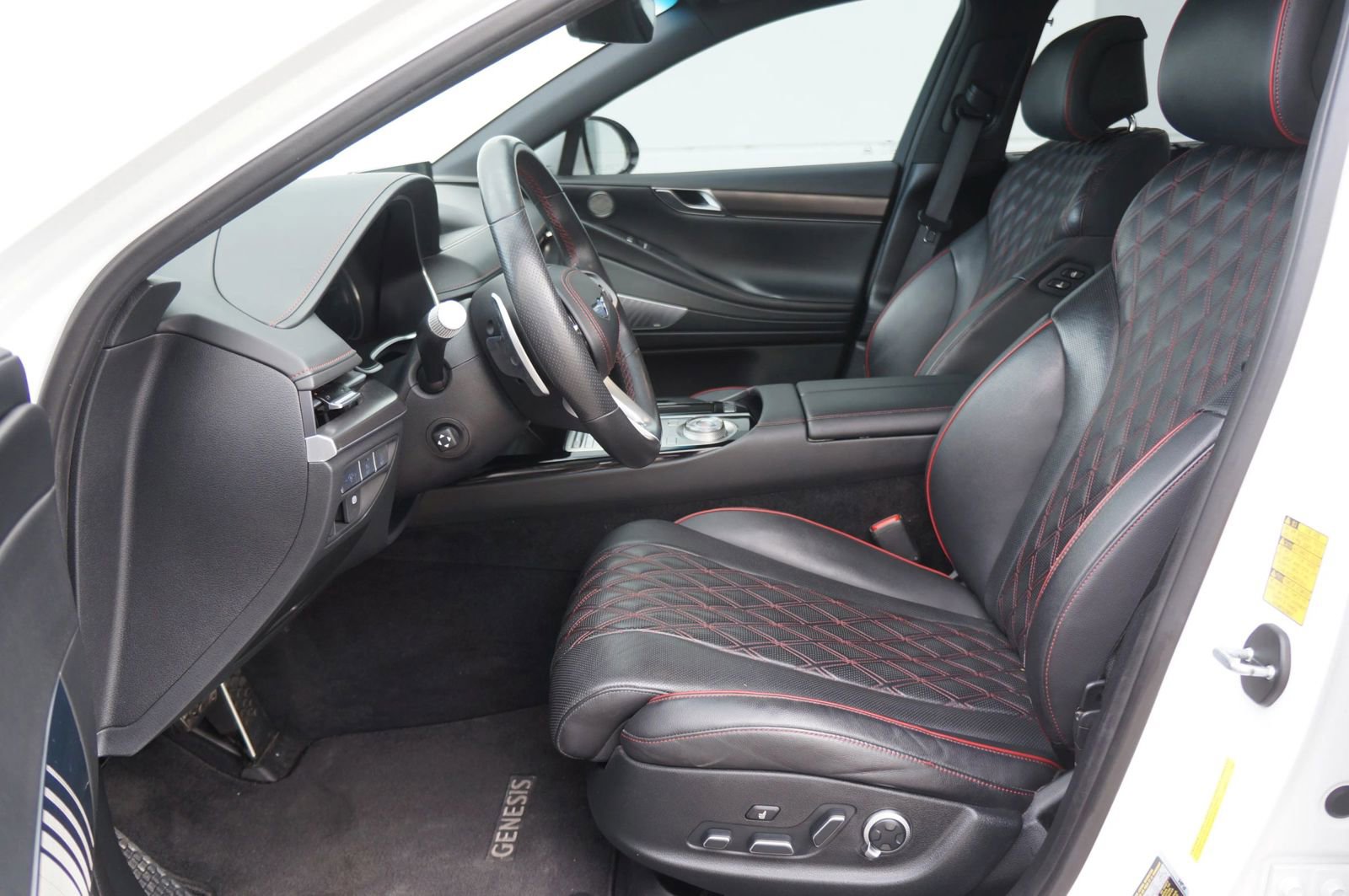 Used 2022 Genesis G80 3.5T Sport image 29