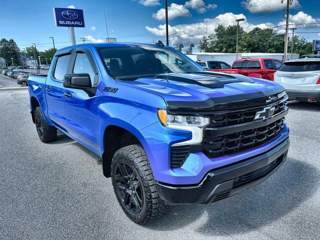 Used 2025 Chevrolet Silverado 1500 LT Trail Boss w/ Convenience Package II AWD/4WD image 10