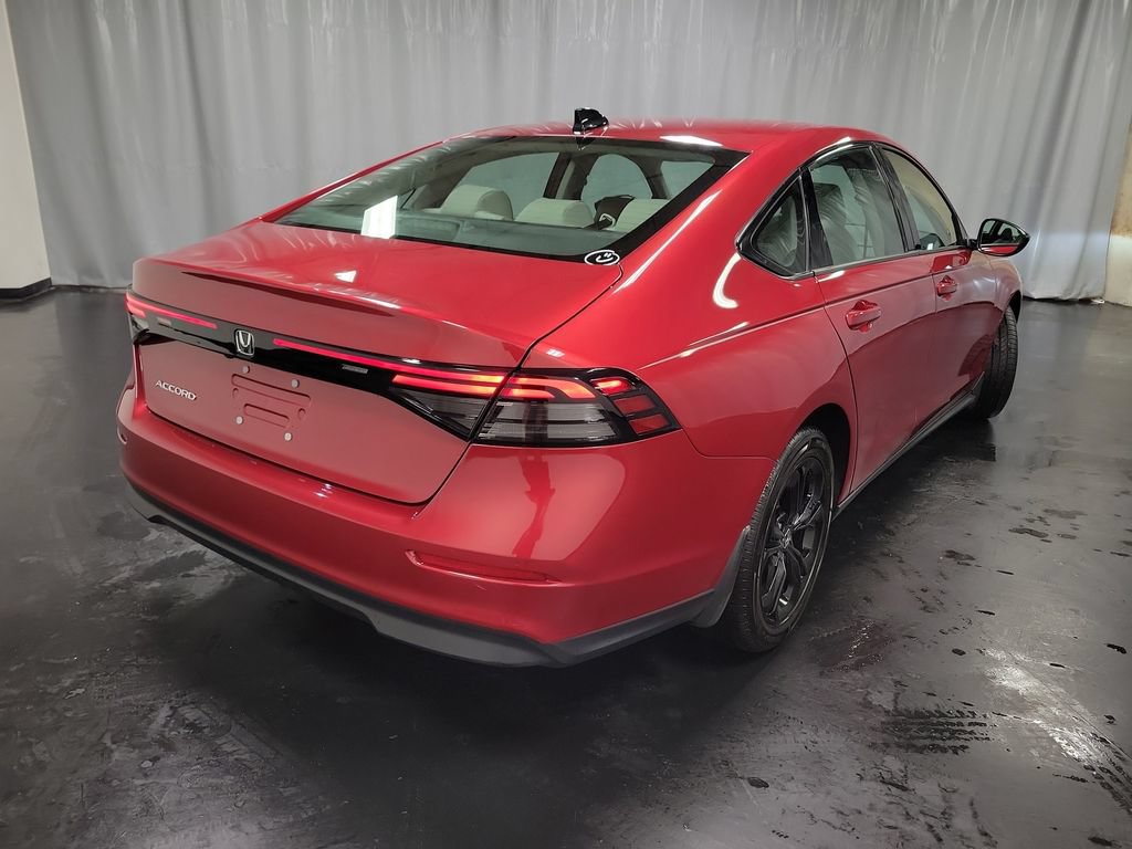 Used 2025 Honda Accord SE image 8