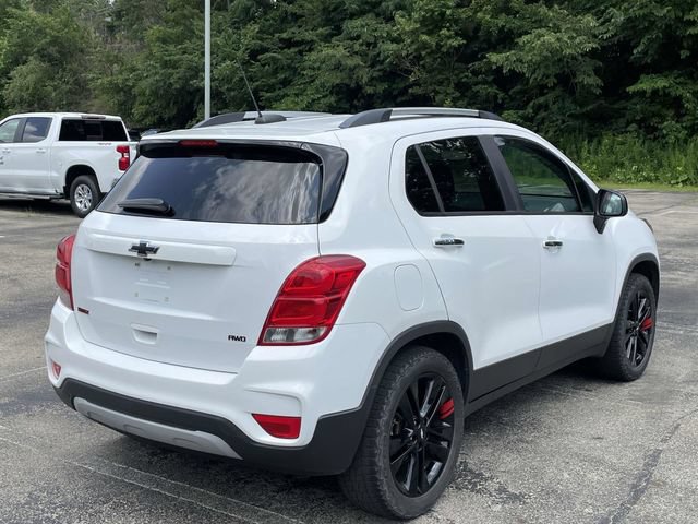 Used 2018 Chevrolet Trax LT w/ Sun & Sound Package AWD/4WD image 4