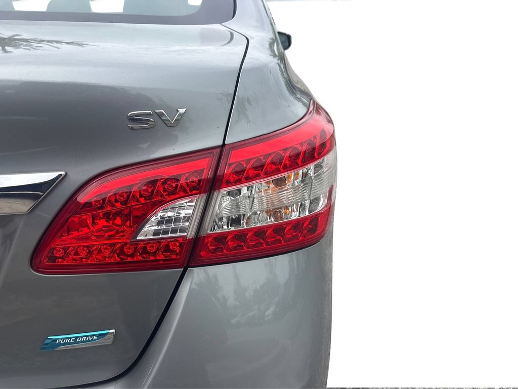 Used 2013 Nissan Sentra SV w/ Premium Pkg FWD image 32