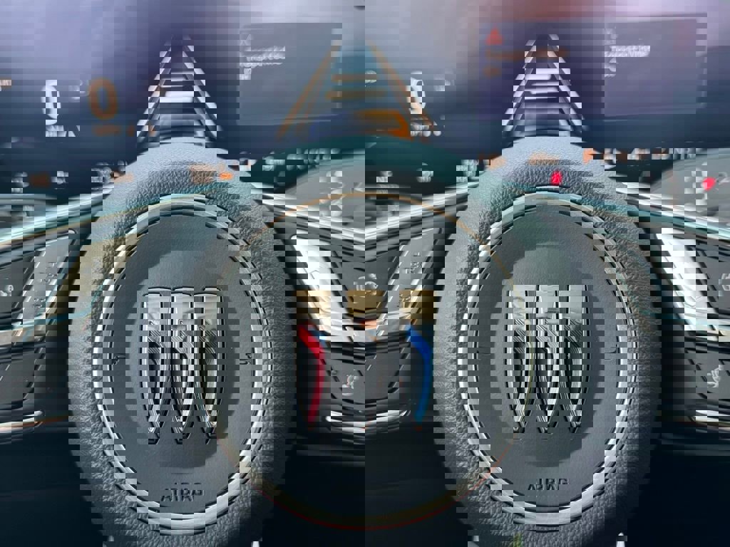 New 2026 Buick Envision Avenir image 25