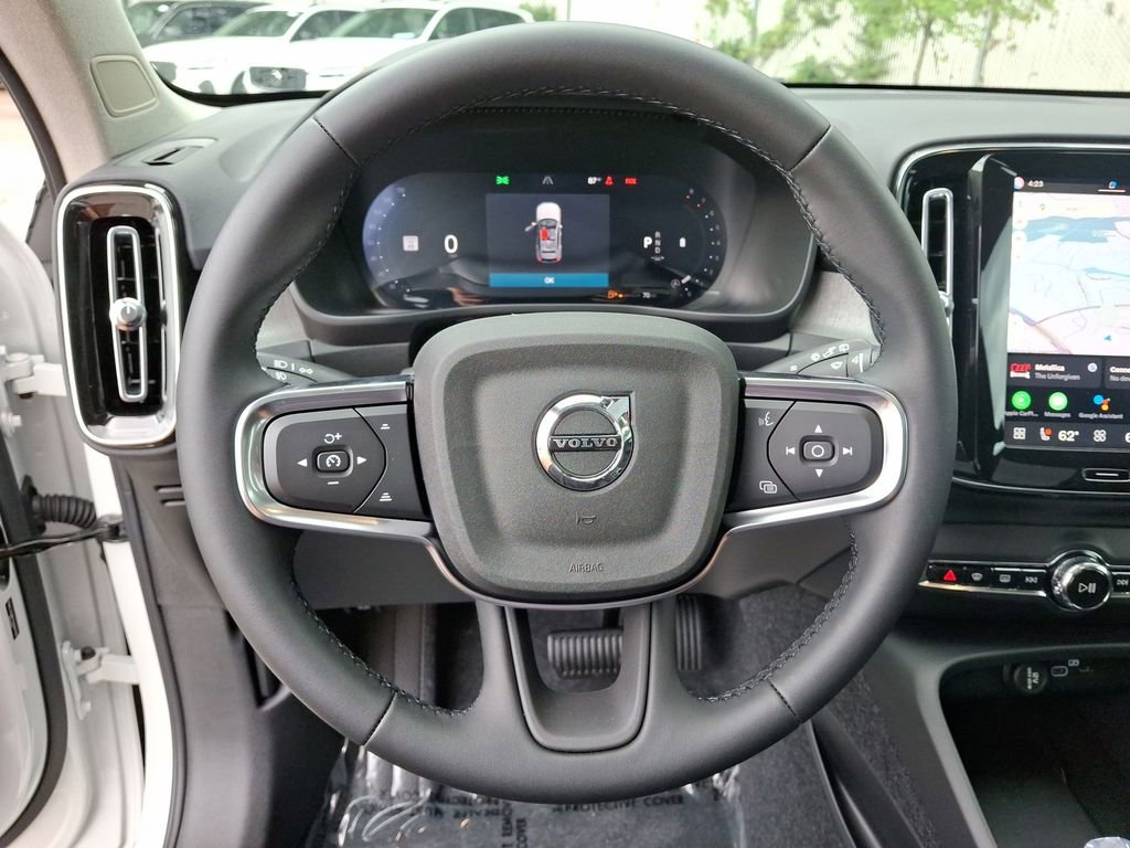 New 2026 Volvo XC40 B5 Ultra w/ Protection Package Premier image 17